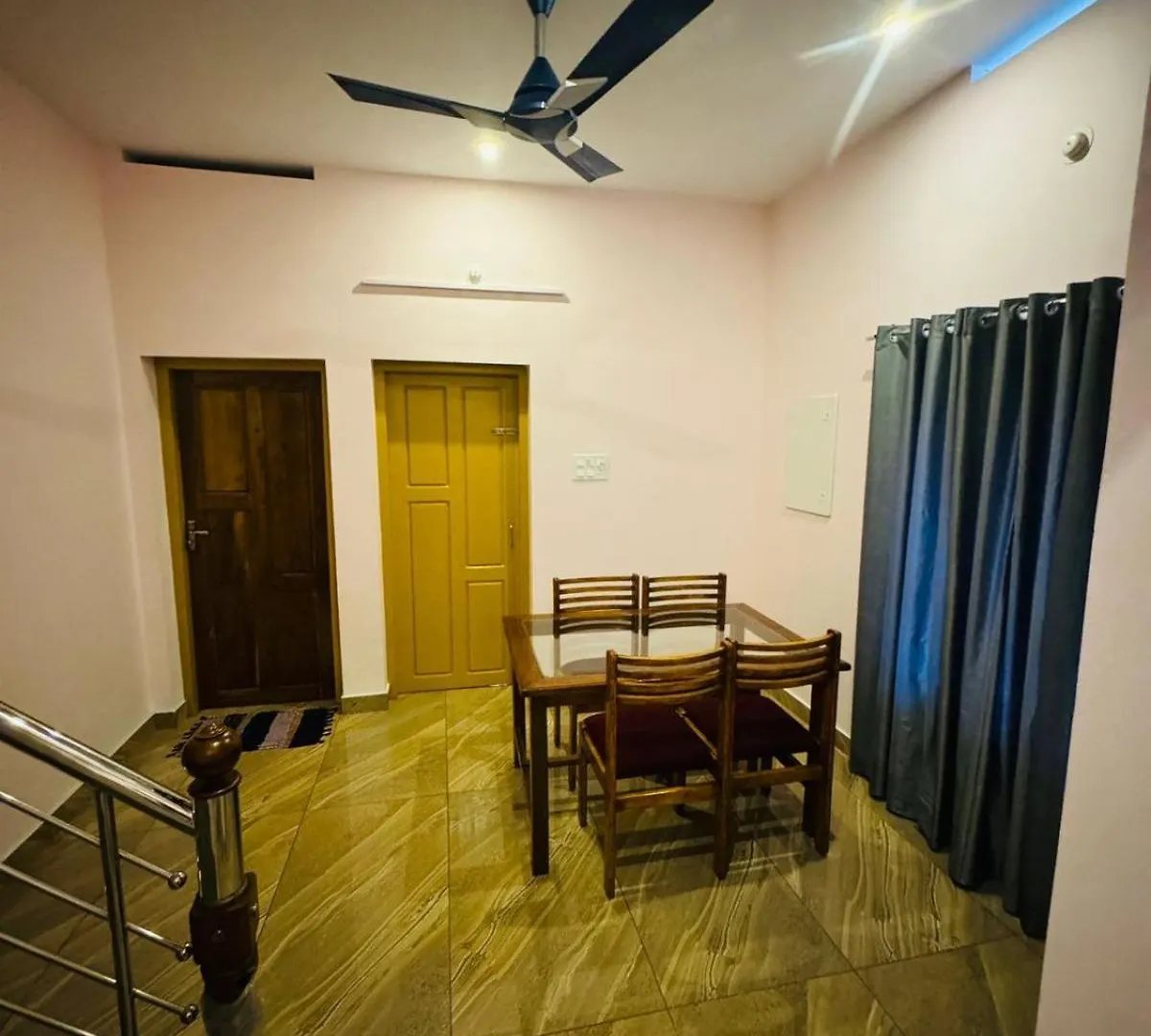 Epic Inn Villa Varkala With Kitchen Homestay