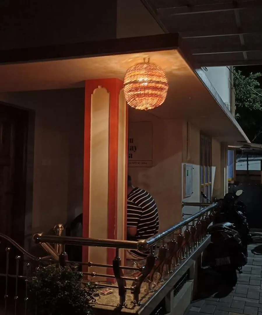 Epic Inn Villa Varkala With Kitchen 홈스테이